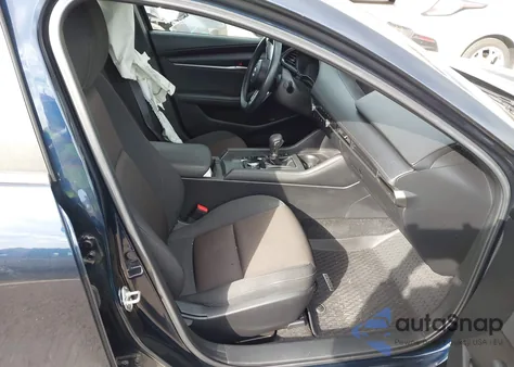 2021 Mazda Mazda3 2.5 S z USA, uszkodzony, nr VIN JM1BPAJL5M1337704